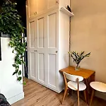 Design Studio In Paddington Gt